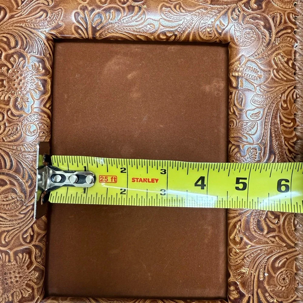 Light Brown‎ Leather Picture Frame with Velvet lining
